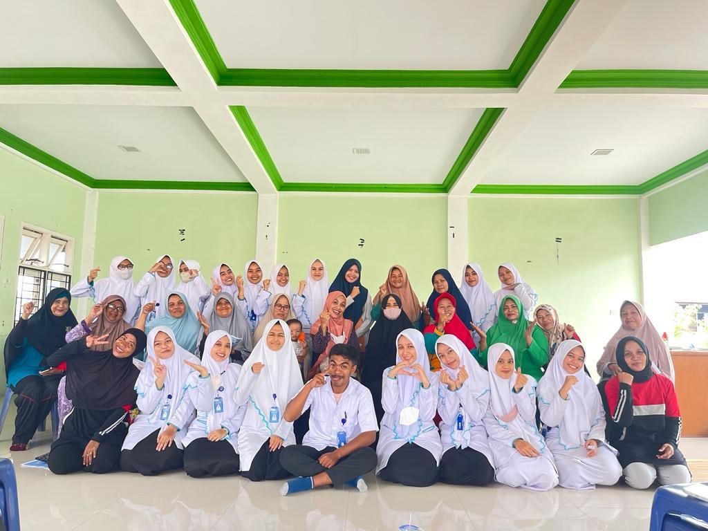 PENYULUHAN DIABETES MELITUS DAN INTERVENSI SENAM KAKI DIABETES MELITUS DI DESA ATEUK MUNJENG, KEC. BAITURRAHMAN, BANDA ACEH, 2022